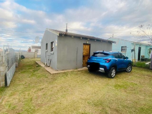 2 Bedroom house for sale in Kwadwesi, Port Elizabeth