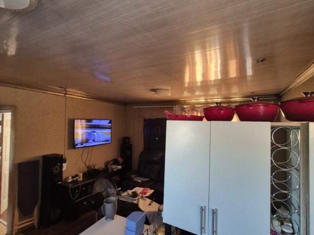 2 Bedroom House For Sale in Kwanobuhle