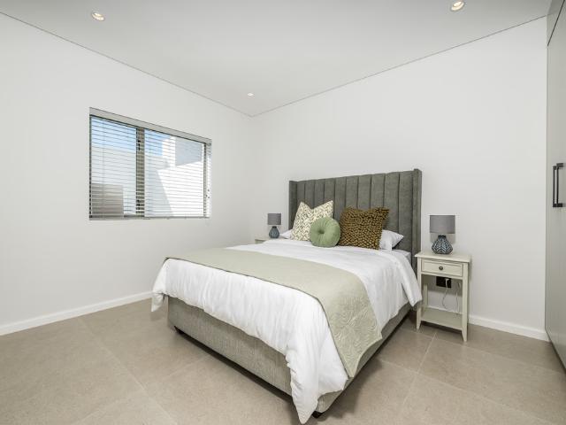 2 Bedroom House For Sale in Heiderand