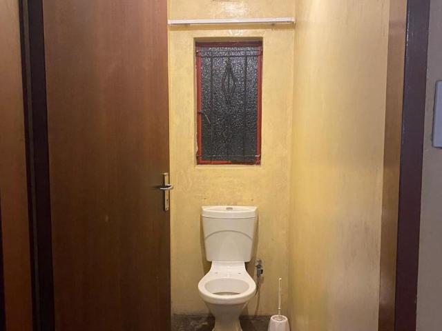 2 Bedroom house for sale in Hlalanikahle, Witbank