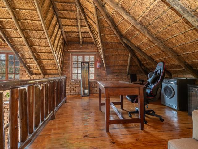 2 Bedroom House For Sale in Lambton