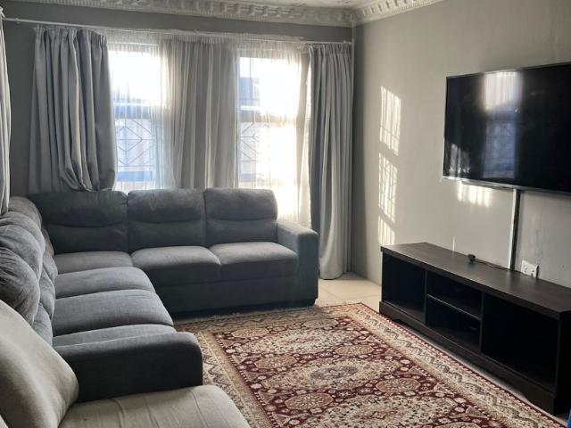 2 Bedroom House For Sale in Motherwell Nu 6