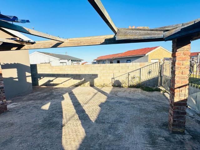 2 Bedroom house for sale in Motherwell Nu 3, Port Elizabeth