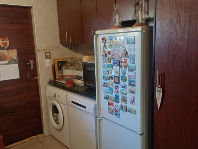 2 Bedroom House For Sale in Montana