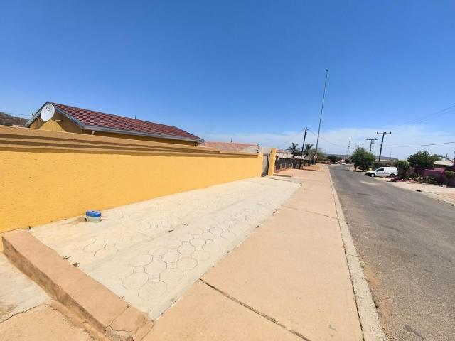2 Bedroom House For Sale in Mabopane