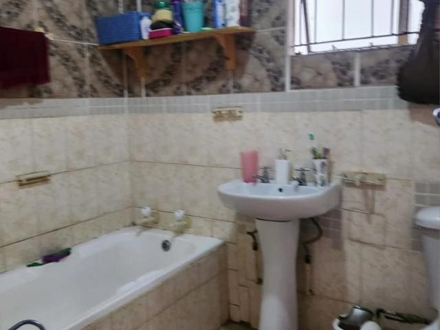 2 Bedroom house for sale in Mabopane Block S