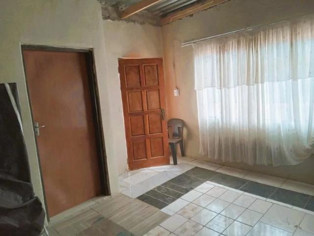 2 bedroom house for sale in Mamadimo Park