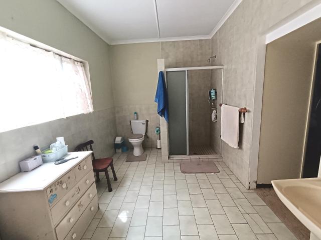 2 Bedroom House For Sale in Marina Beach