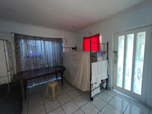 2 Bedroom House For Sale in Mitchells Plain Central