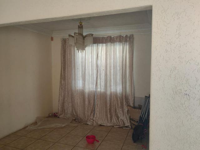 2 Bedroom House For Sale in Naturena