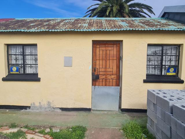 2 Bedroom House For Sale in New Brighton