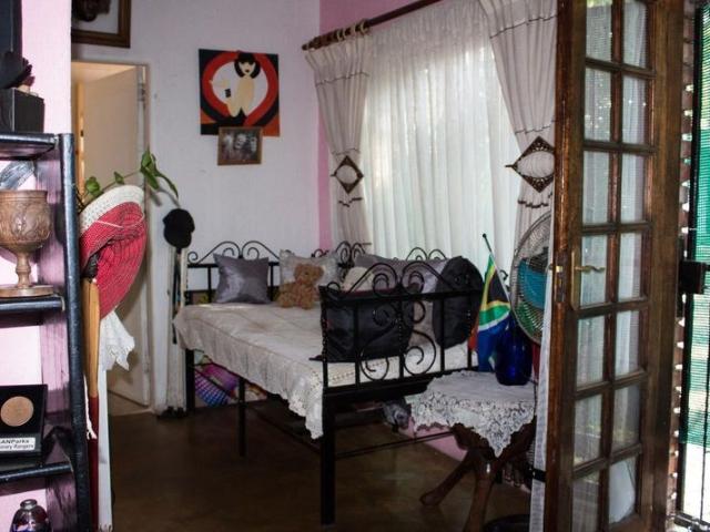 2 Bedroom House For Sale in Numbipark