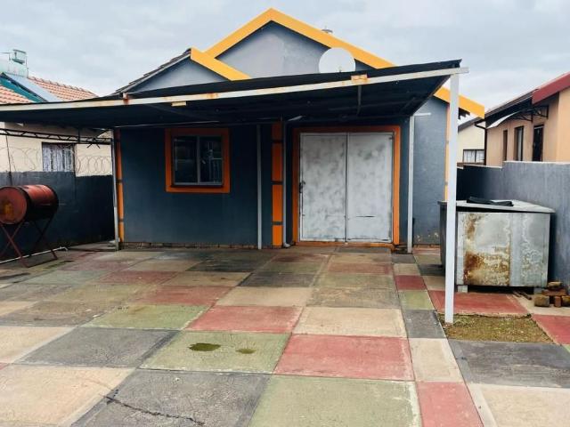 2 Bedroom house for sale in Soshanguve VV
