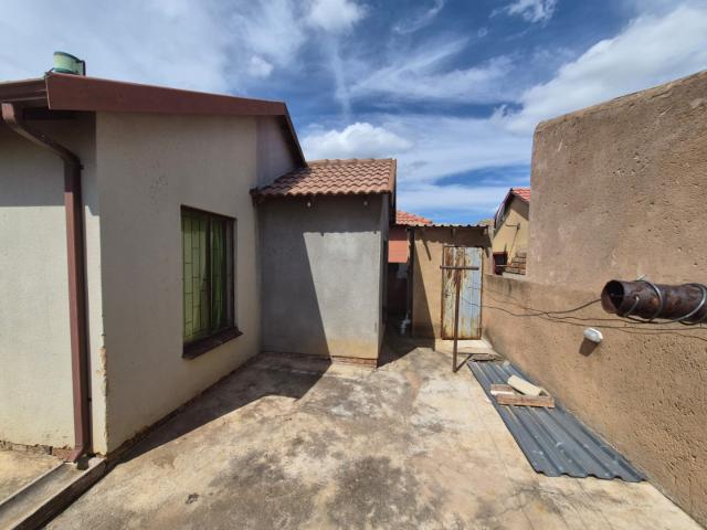 2 Bedroom House For Sale in Soshanguve East Ext 3