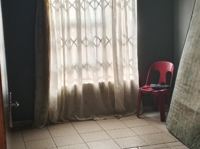 2 Bedroom House For Sale in Soshanguve L