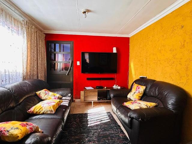 2 Bedroom house for sale in Soshanguve South