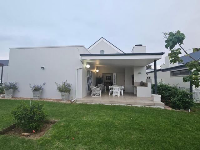 2 Bedroom house for sale in Silwerstrand Golf And River Estate, Robertson