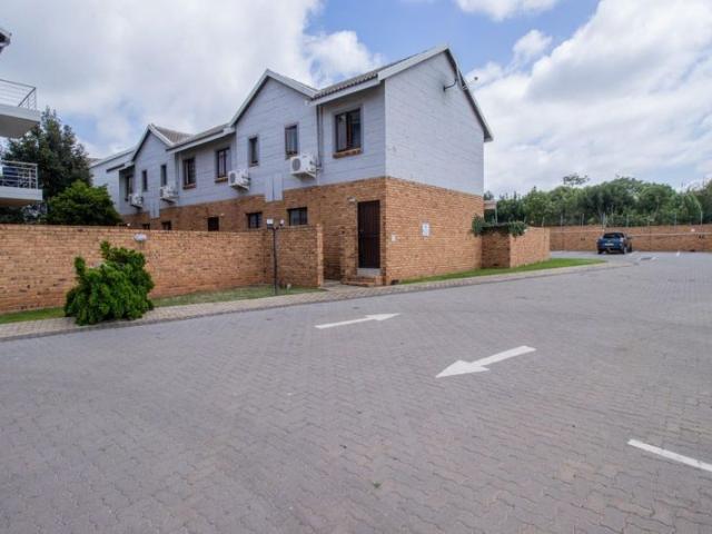 2 Bedroom House For Sale in Summerset