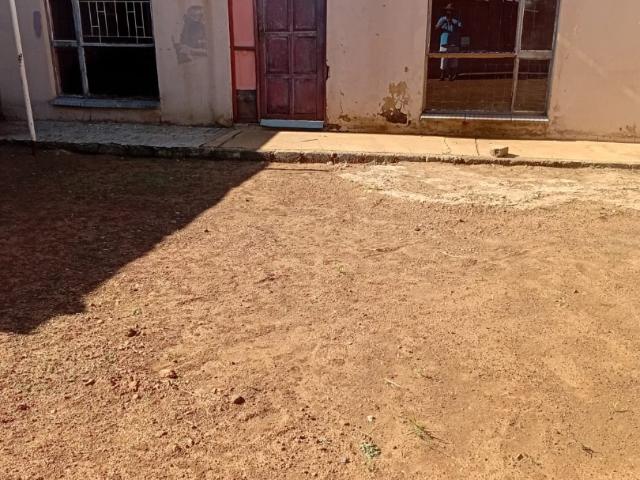 2 Bedroom House For Sale in Palm Ridge