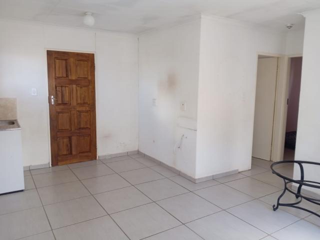 2 Bedroom House For Sale in Palm Springs