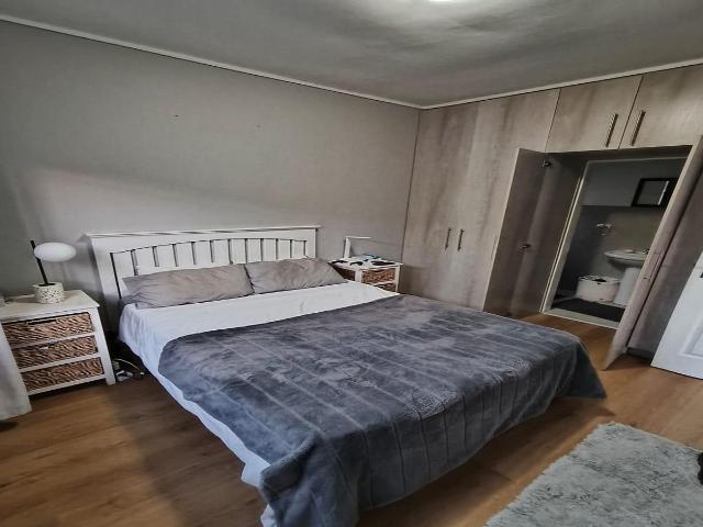 2 Bedroom house for sale in Parklands, Blouberg