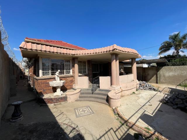2 Bedroom House For Sale in Rosettenville