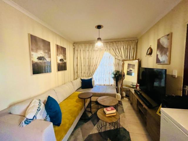 2 Bedroom house for sale in Riverside View Ext 35, Midrand