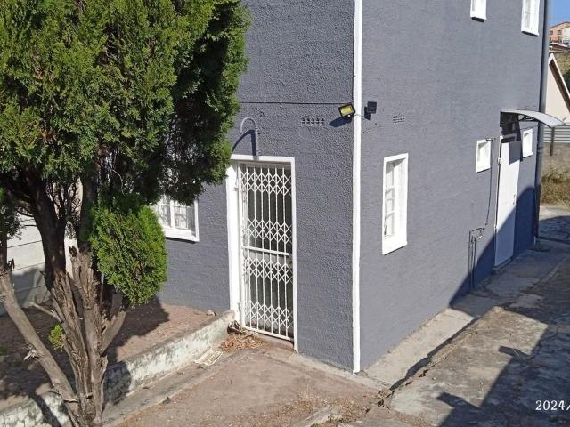 2 Bedroom house for sale in Risecliff, Chatsworth