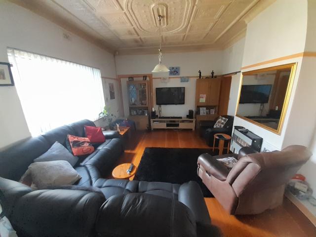 2 Bedroom House For Sale in The Hill