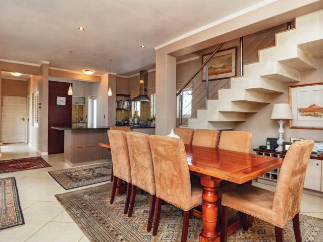 2 Bedroom House For Sale in Thesen Islands