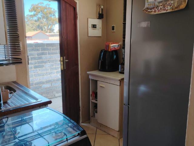 2 Bedroom House For Sale in Unitas Park