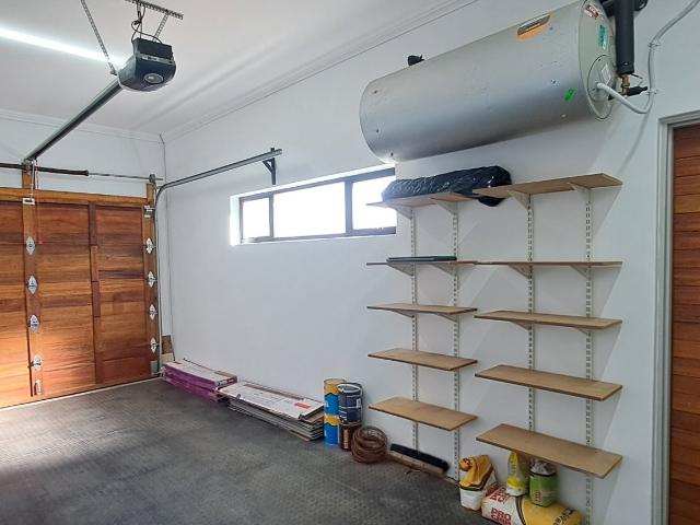 2 Bedroom House For Sale in Van Der Hoff Park