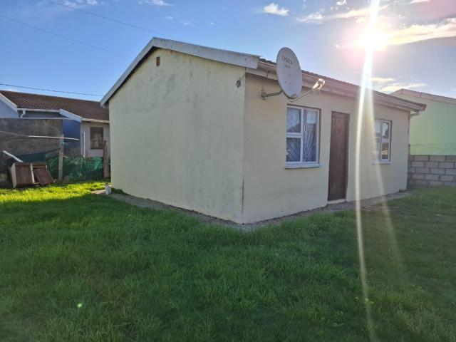 2 Bedroom House For Sale in Veeplaas