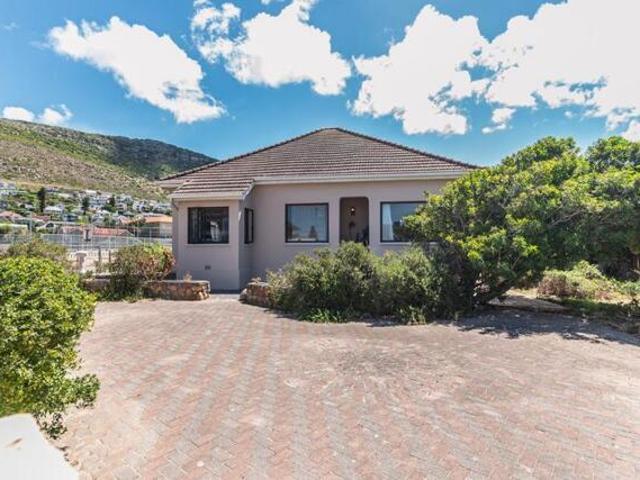 2 Bedroom House Fish Hoek Western Cape 96999634