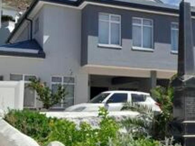 2 Bedroom House Fish Hoek Western Cape LS88602696