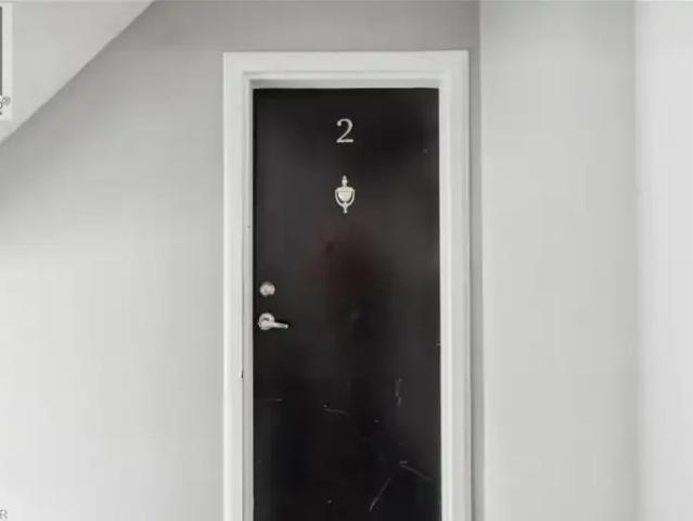 2 Bedroom House Kitchener ON LS101879450
