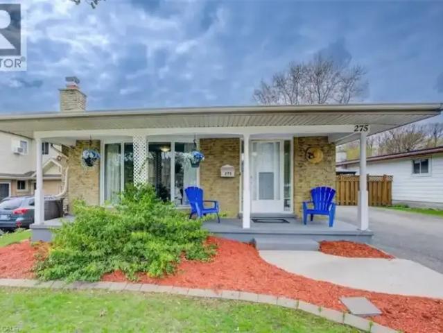 2 Bedroom House Kitchener ON 102518871