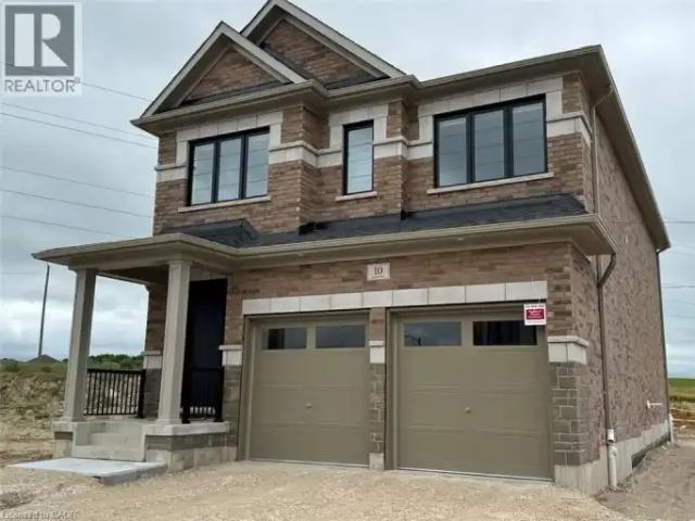 2 Bedroom House Kitchener ON 103380052