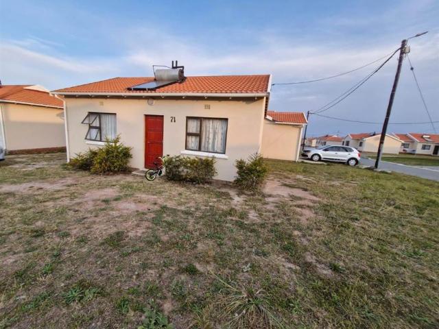 2 Bedroom House in Cove Rock