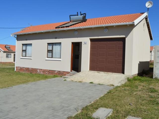 2 Bedroom House in Cove Rock