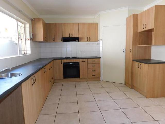 2 Bedroom House in Constantia Park