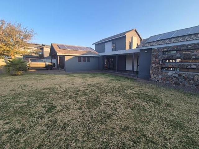 2 Bedroom House in Copperleaf Estate
