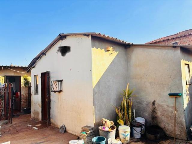 2 Bedroom House in Cosmo City