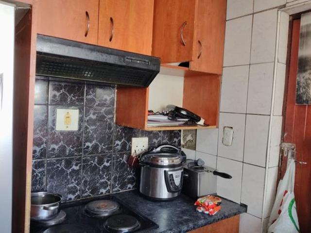 2 Bedroom House in Camelot