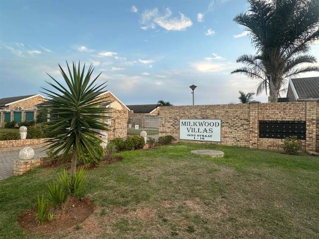 2 Bedroom House in Campher Park