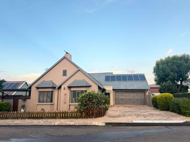 2 Bedroom House in Candlewoods Estate