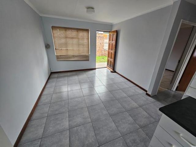 2 Bedroom House in Cannon Hill
