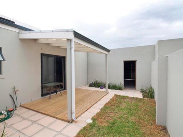 2 Bedroom House in Capri