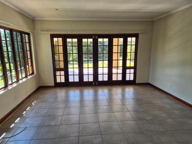 2 Bedroom House in Carlswald Estate