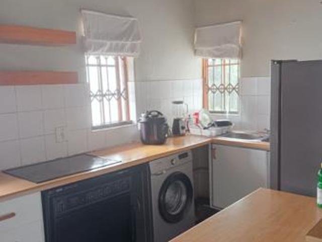 2 Bedroom House in Carlswald Estate
